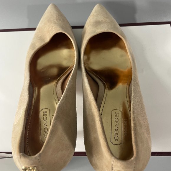 COACH BEIGE SUEDE LEATHER PUMPS HEALS NEUTAL COLOR, SIZE 6B - Picture 8 of 12